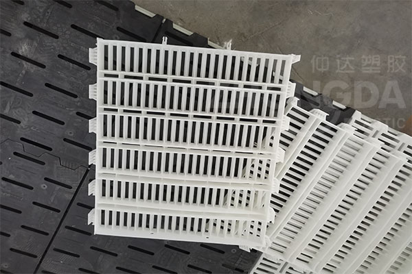 豬場養(yǎng)殖專用漏縫板材質(zhì)分析！